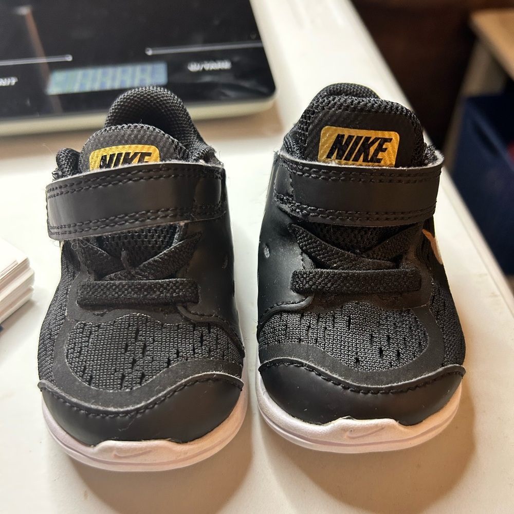 Nike 2C Shoe